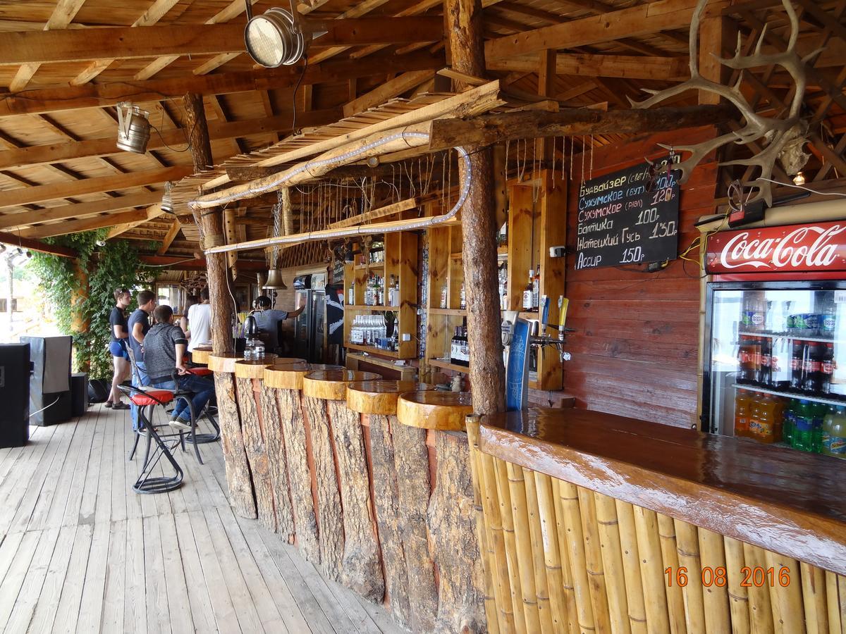 Captain Black Hotel Pizunda Exterior foto