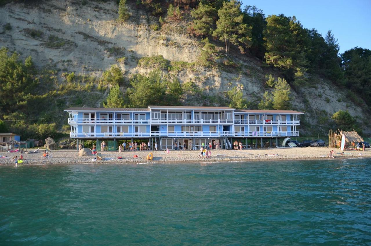 Captain Black Hotel Pizunda Exterior foto