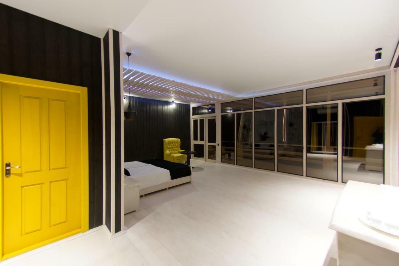 Captain Black Hotel Pizunda Exterior foto