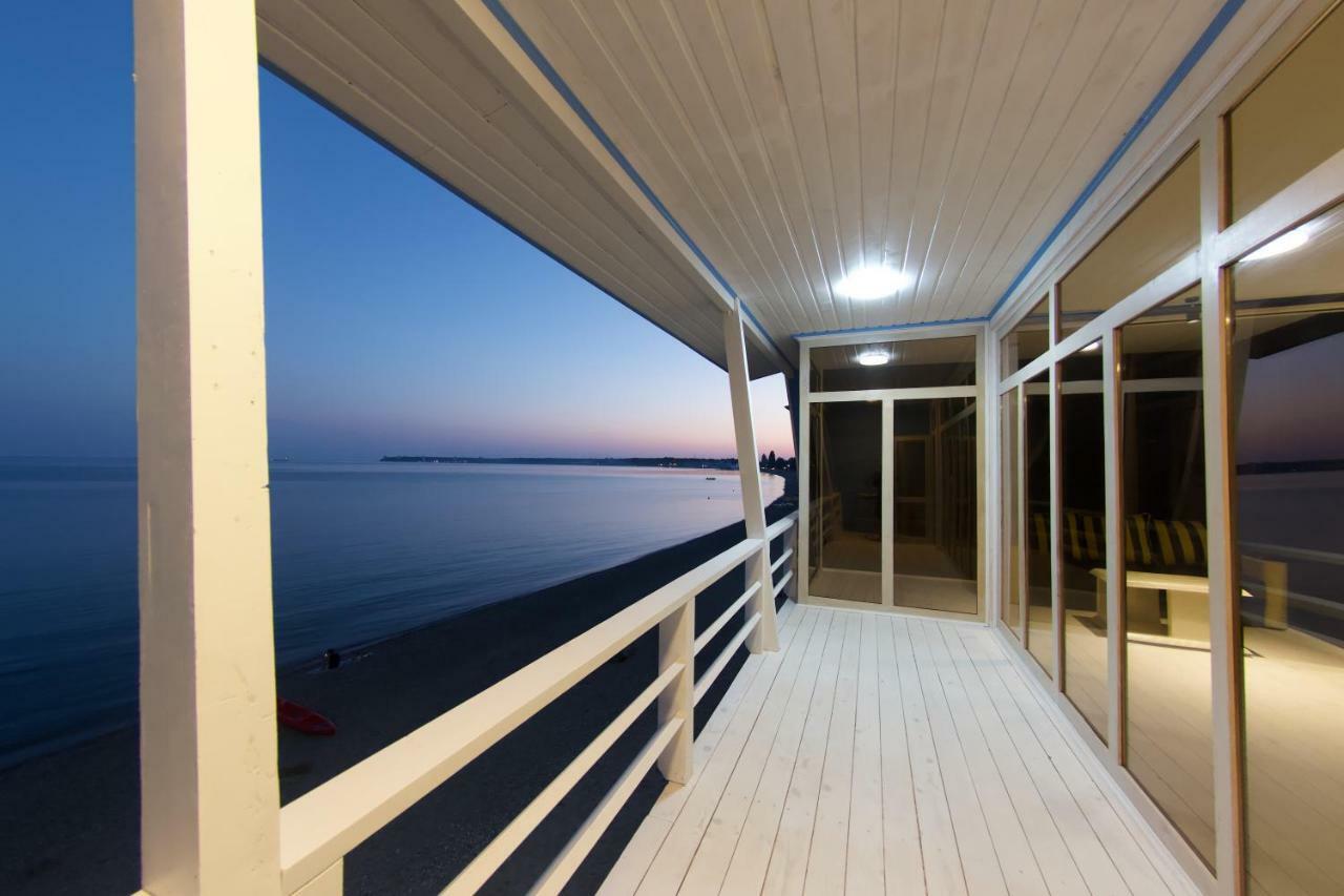 Captain Black Hotel Pizunda Exterior foto