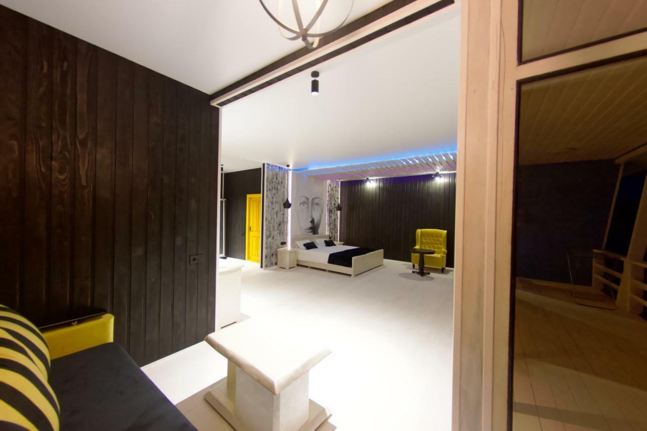 Captain Black Hotel Pizunda Exterior foto